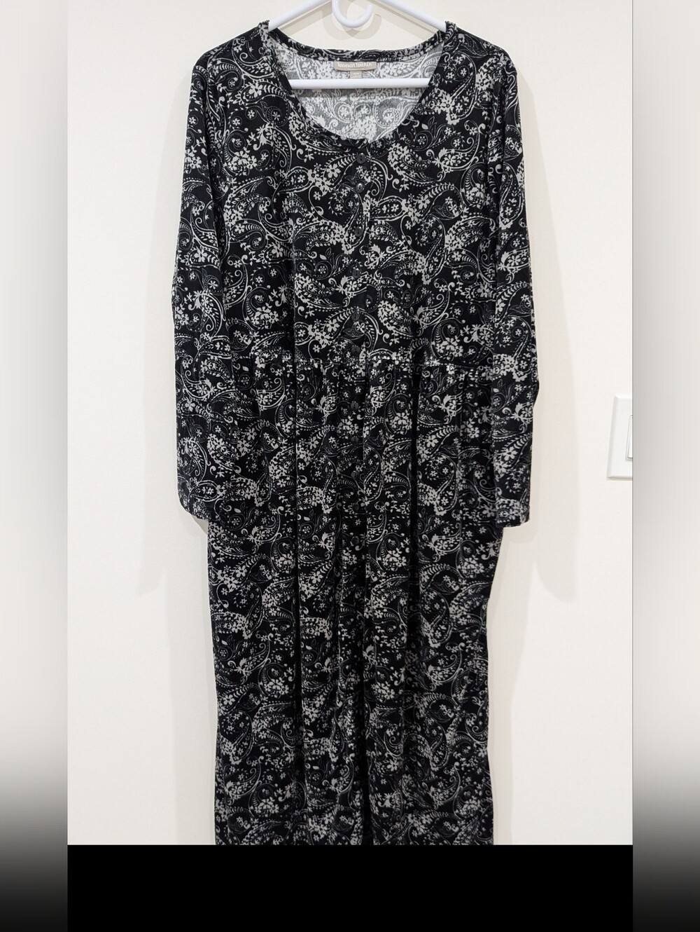 Woman Within Black & White Paisley Long Sleeve Midi Dress